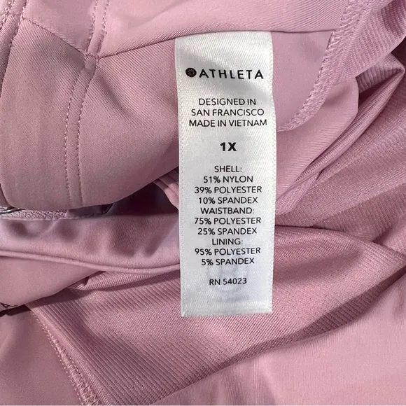 Athleta women's Run with‎ it textured 3.5&quot; shorts  pink size 1x running gym NWT
