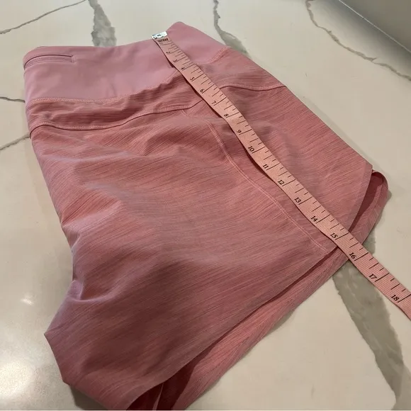 Athleta women's Run with‎ it textured 3.5&quot; shorts  pink size 1x running gym NWT