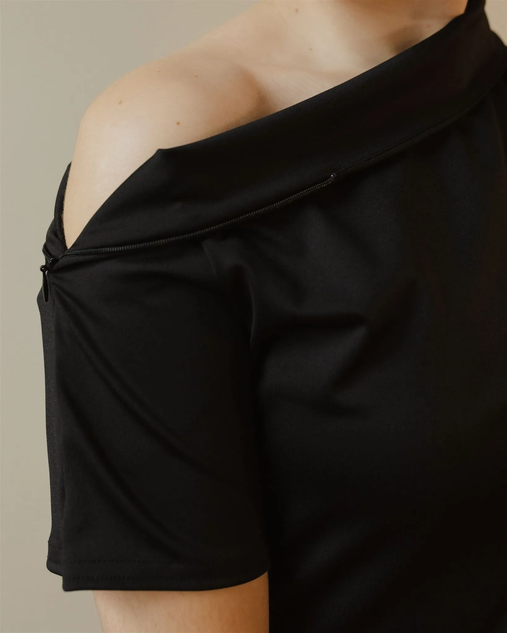 Ava Convertible Top - Black