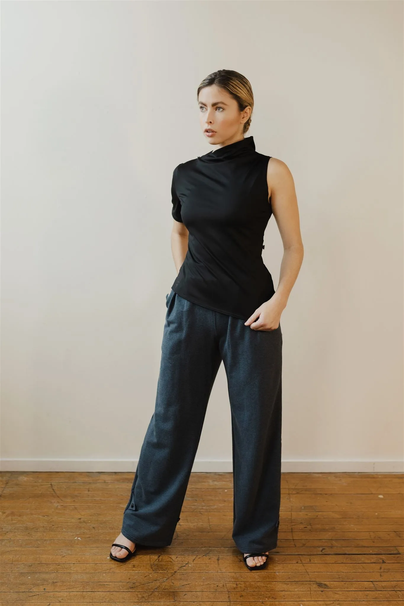 Ava Convertible Top - Black