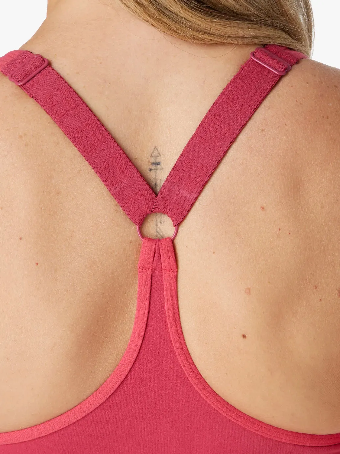Corliss Sports Bra | Raspberry
