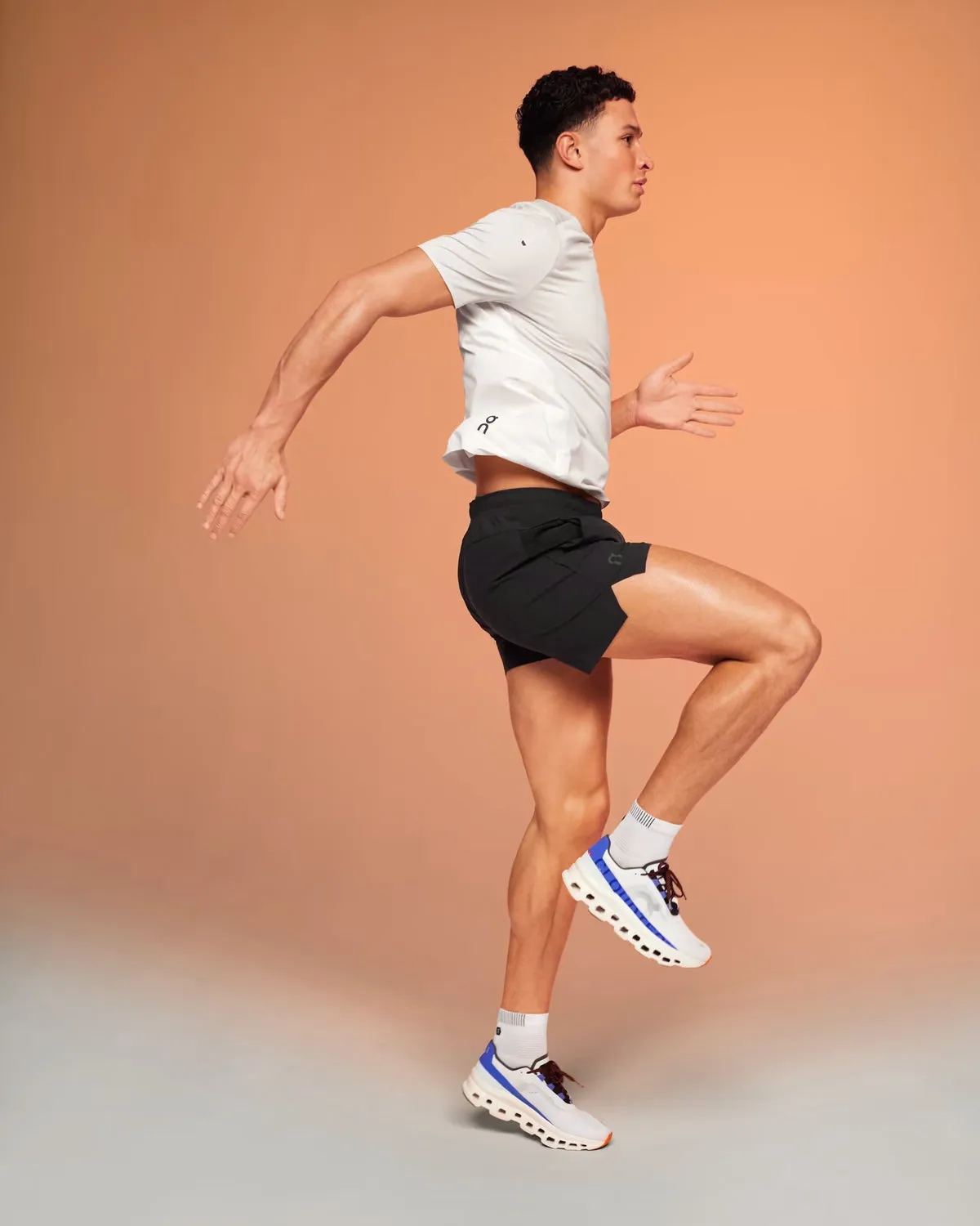 Essential Shorts M - Black