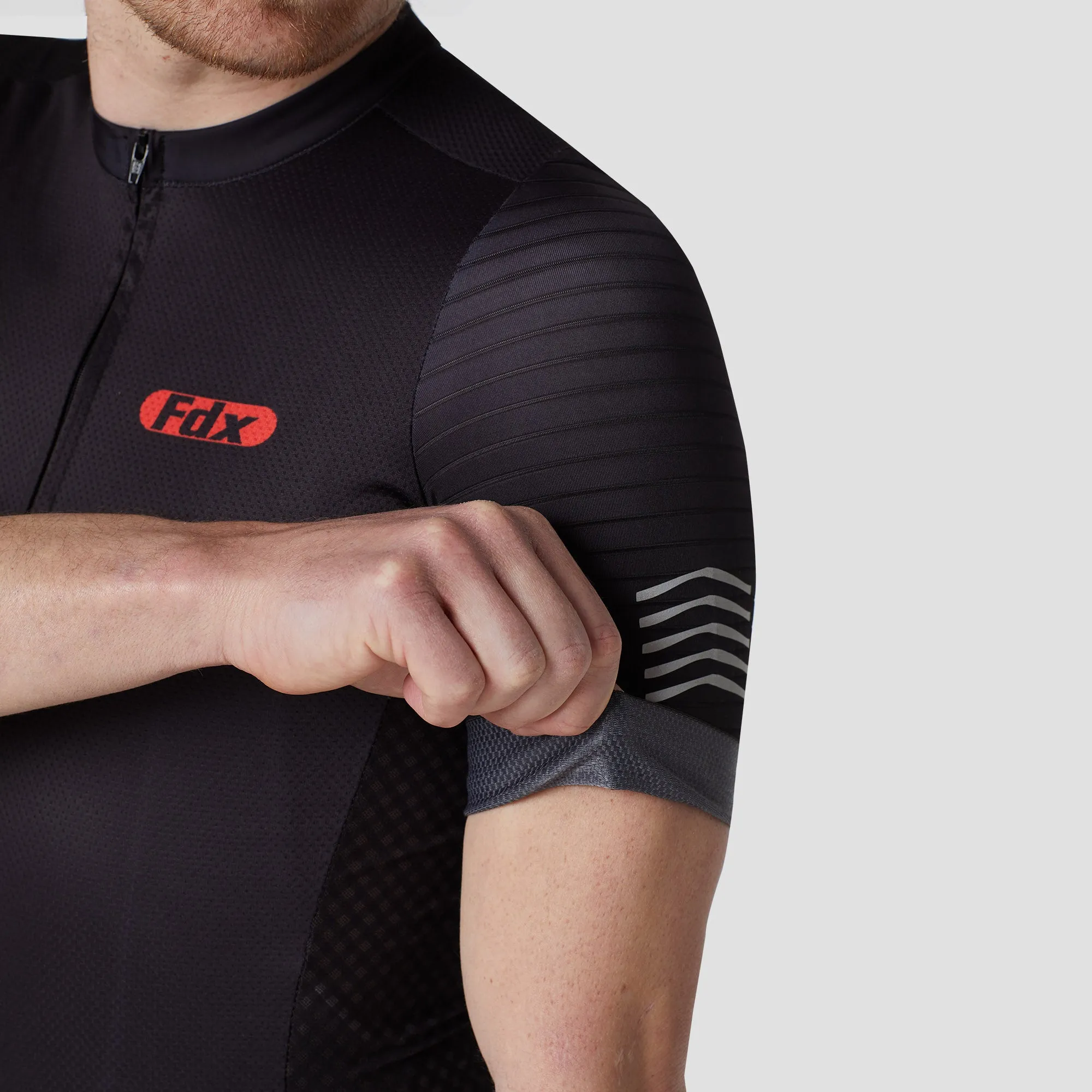 Fdx Men's & Boy's Set Essential Black Short Sleeve Summer Cycling Jersey & Cargo Bib Shorts