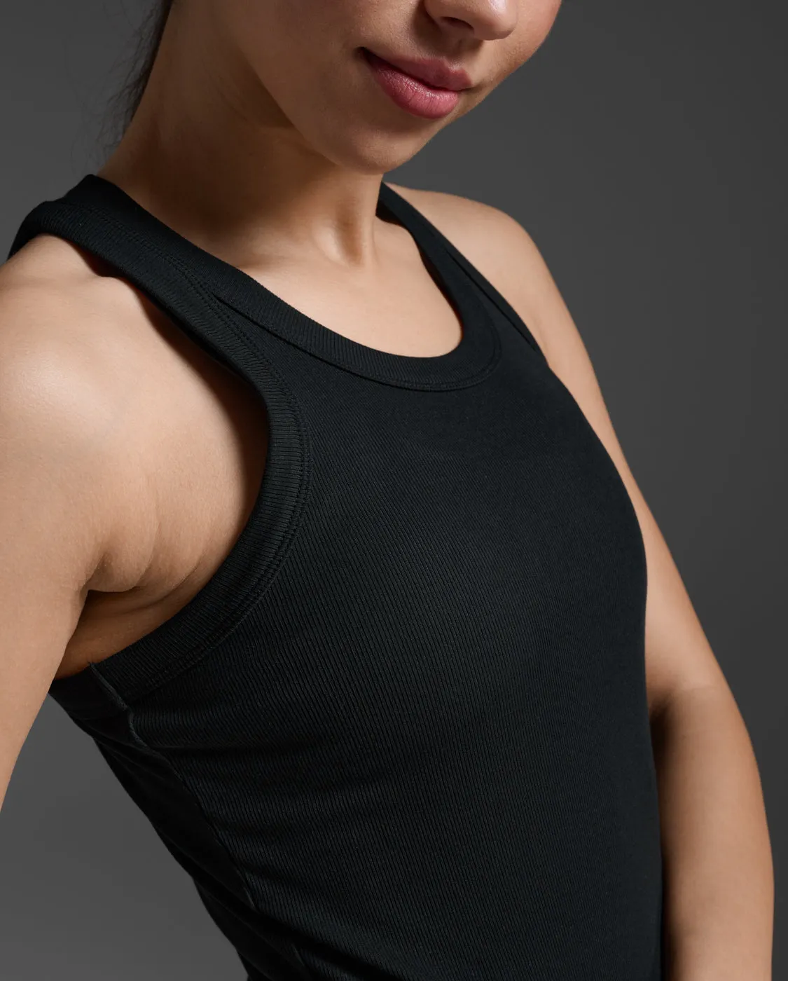 Fluid Ribbed Tank