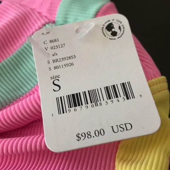 FREE PEOPLE BEACH RIOT Women Small Pastel Colorblock Samantha Short Athletic NEW