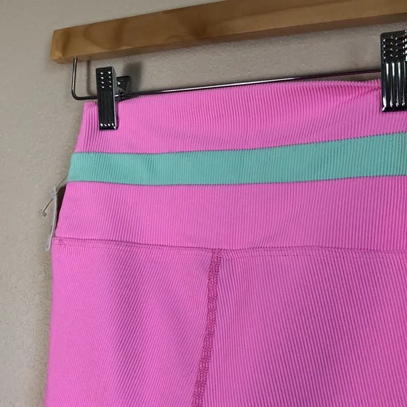 FREE PEOPLE BEACH RIOT Women Small Pastel Colorblock Samantha Short Athletic NEW