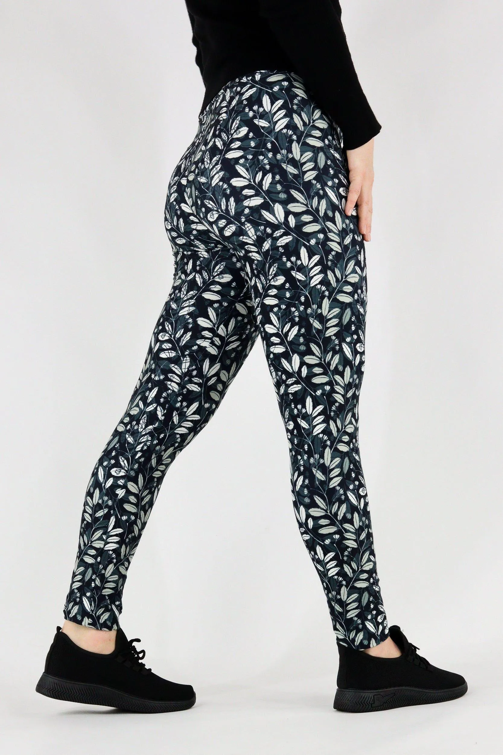 Leaf Trail - Casual - Long Full Leggings