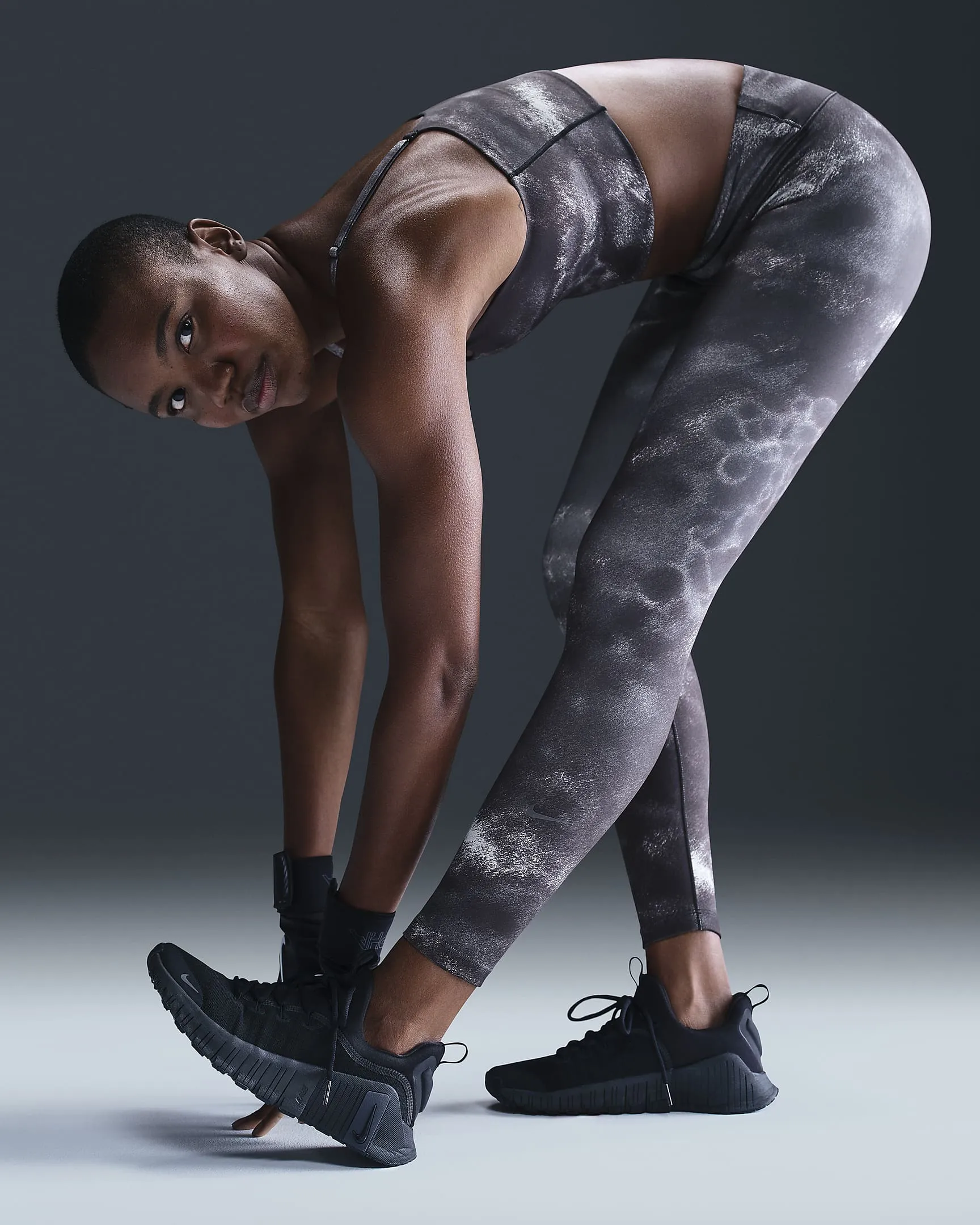 LEGGINGS NIKE PRO PANTA DONNA CROSSFIT WORKOUT YOGA NERO GRIGIO