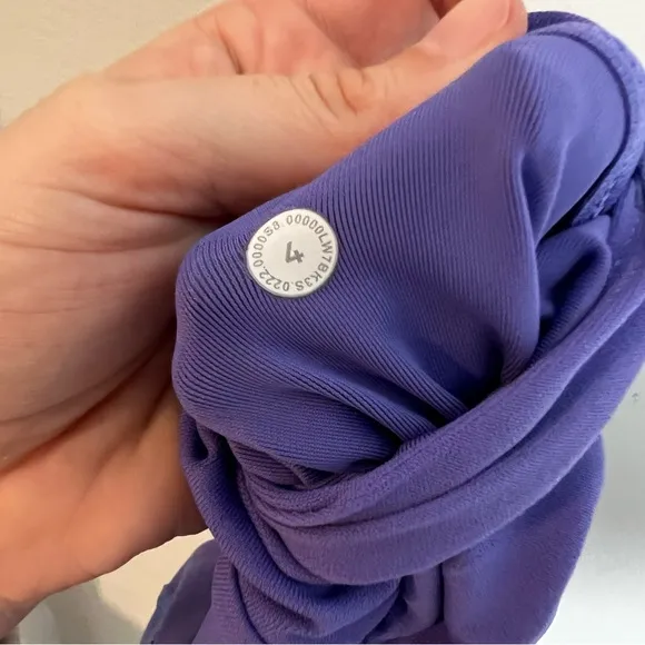 LULULEMON- SenseKnit Running High-Rise Short 10&quot; Charged Indigo Athletic Bike