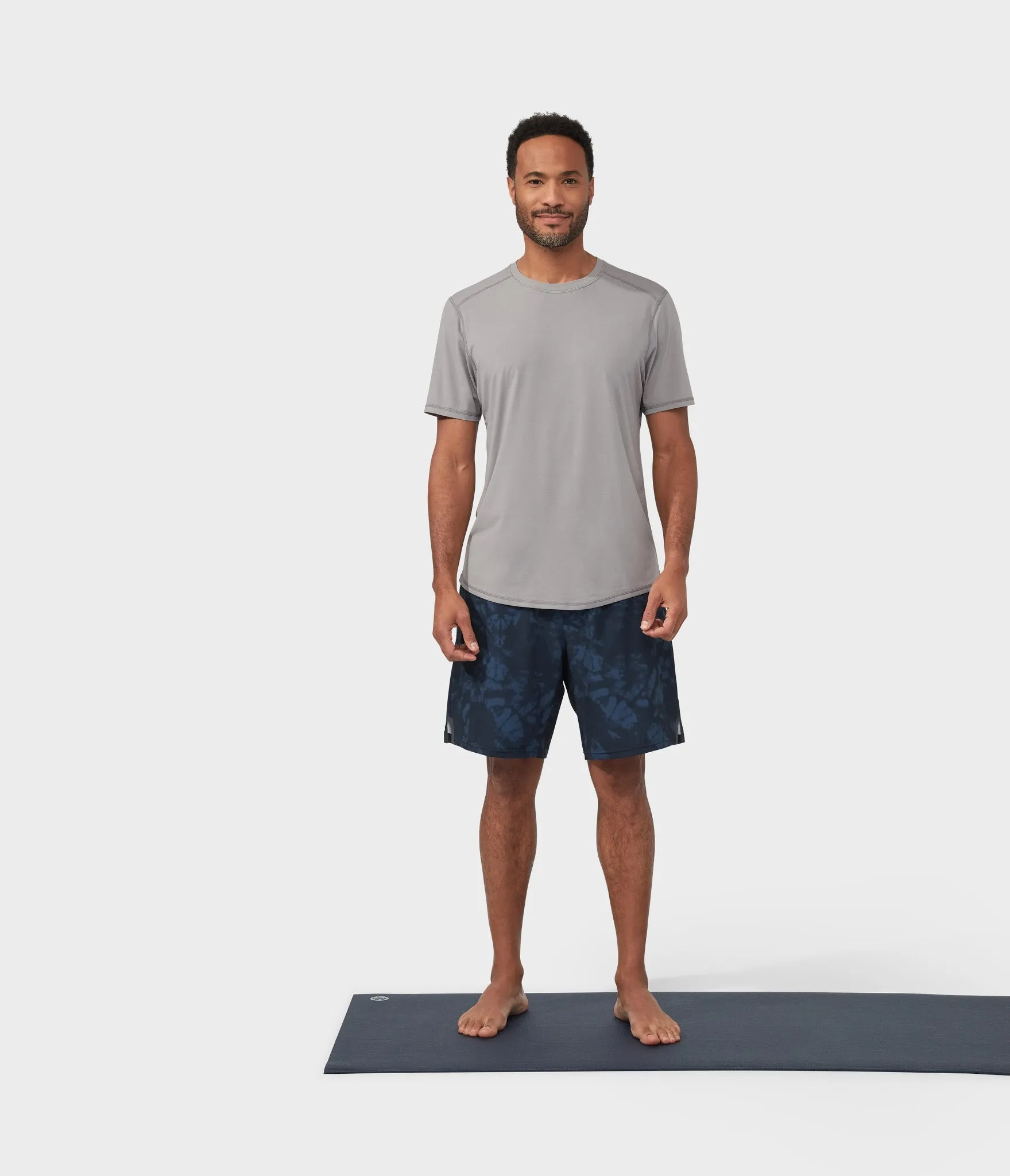 Manduka Apparel - Men's Pro Top - Tech Short Sleeve Tee - Silver Filigree
