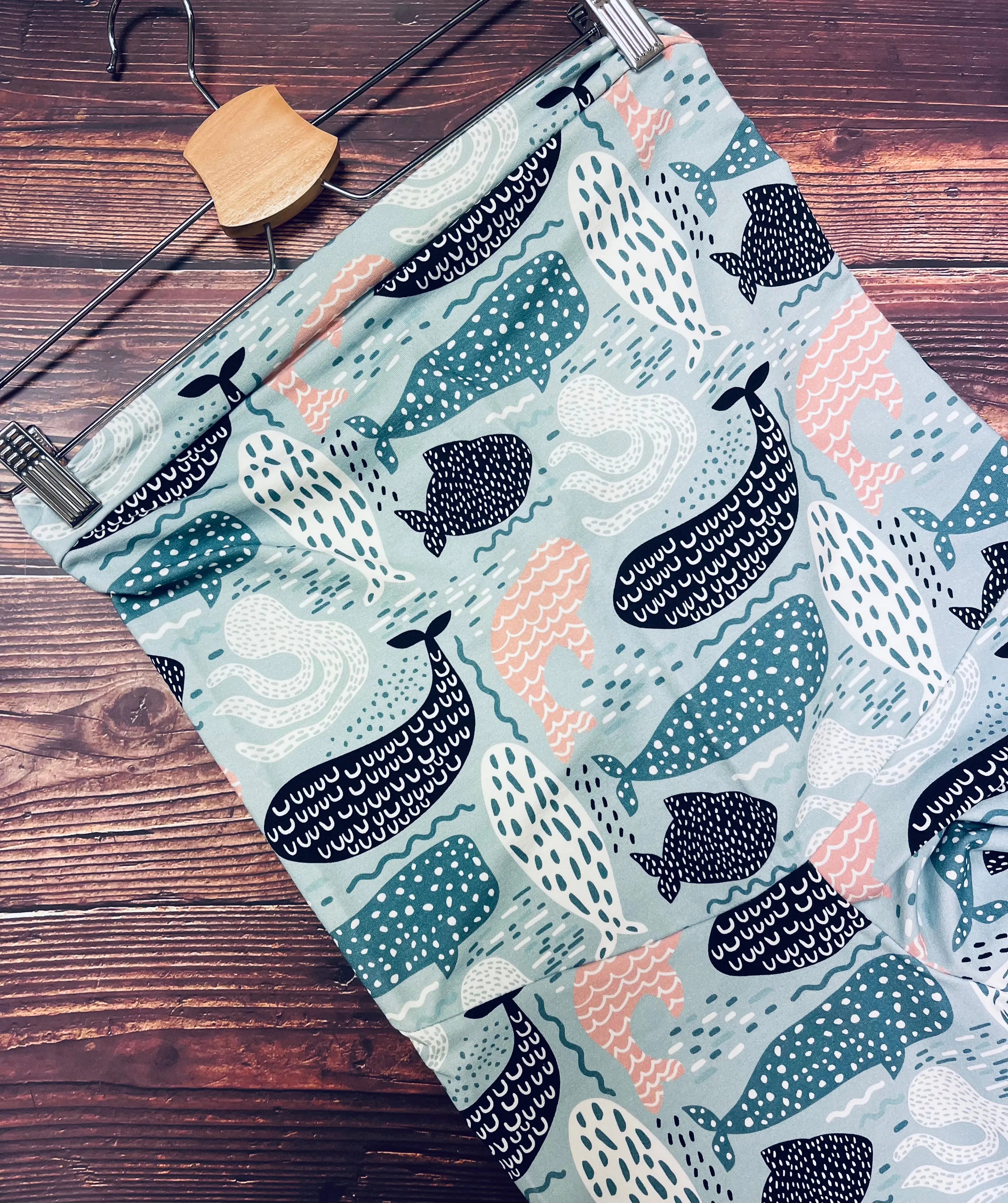 Maternity Over the Bump - Blue Whale Mama Leggings