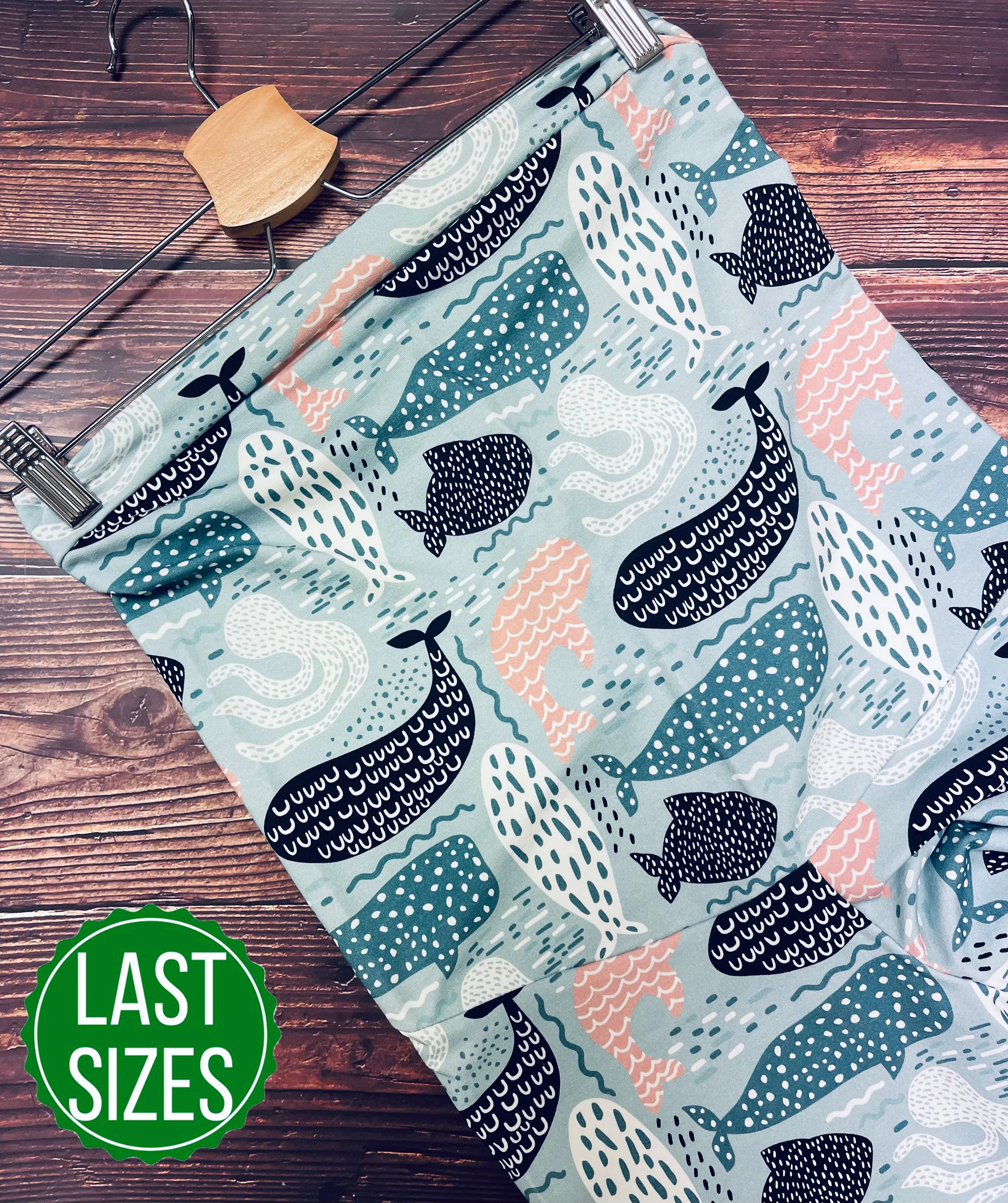 Maternity Over the Bump - Blue Whale Mama Leggings
