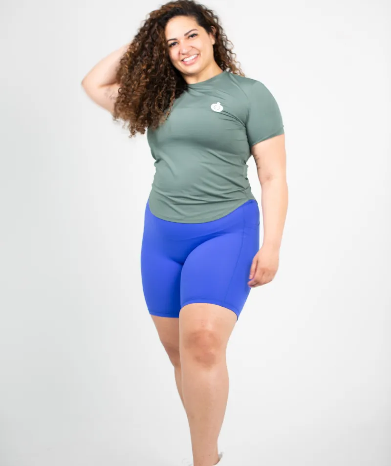 Mid Thigh Pocket Short | Blue