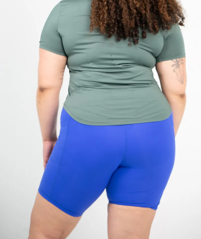 Mid Thigh Pocket Short | Blue