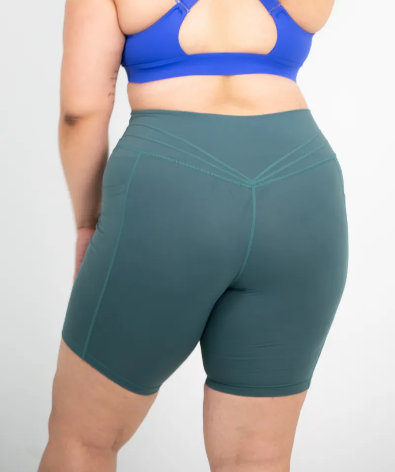 Mid Thigh Pocket Short | Jade