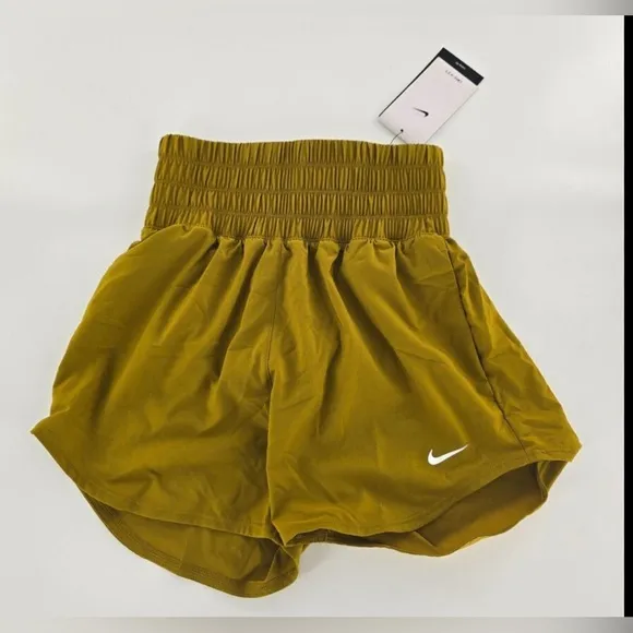 NIKE WORKOUT SHORTS NEWNike Women's High-Waisted Running Shorts