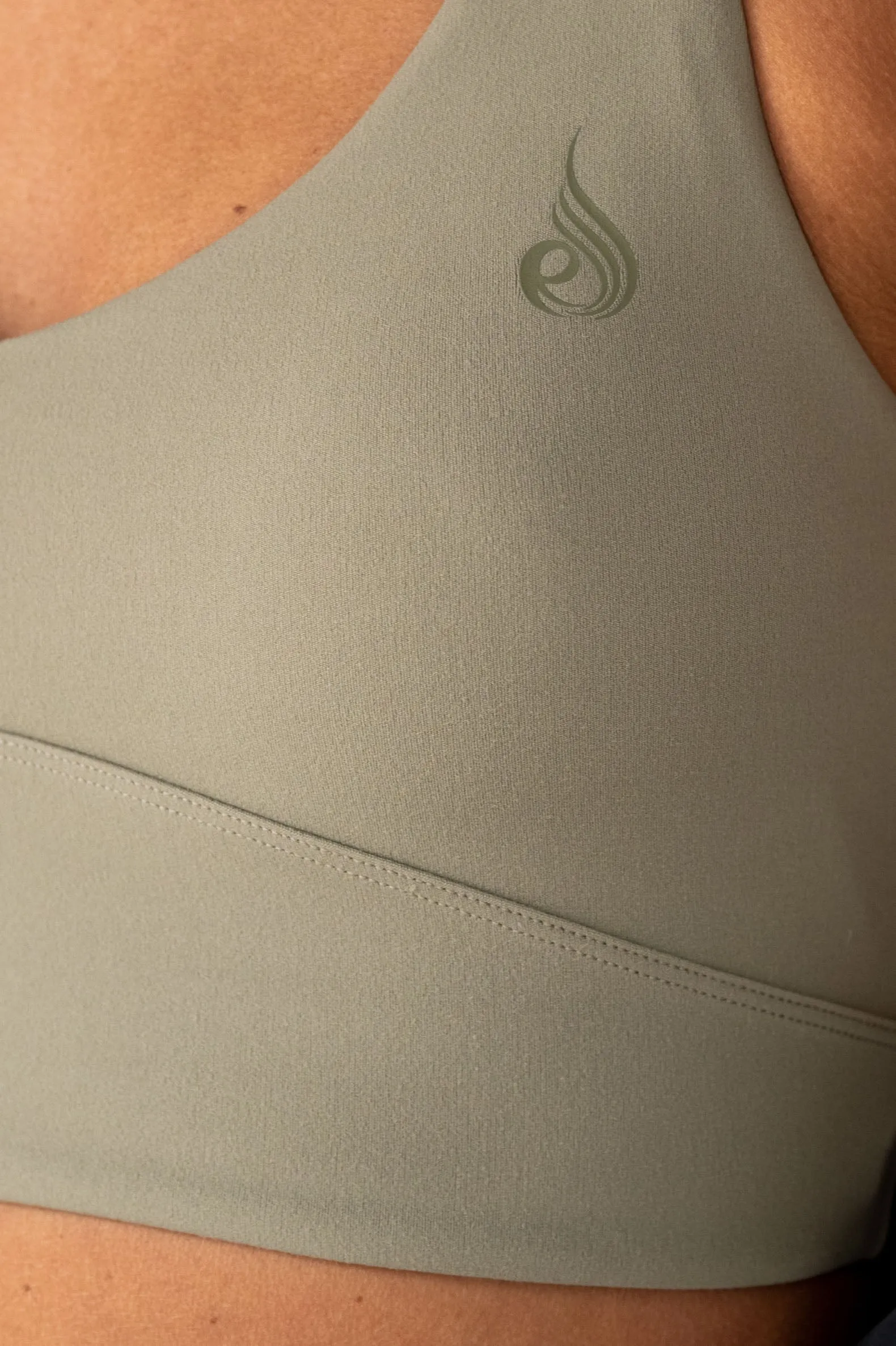 NKD Refine Sports Bra - Khaki