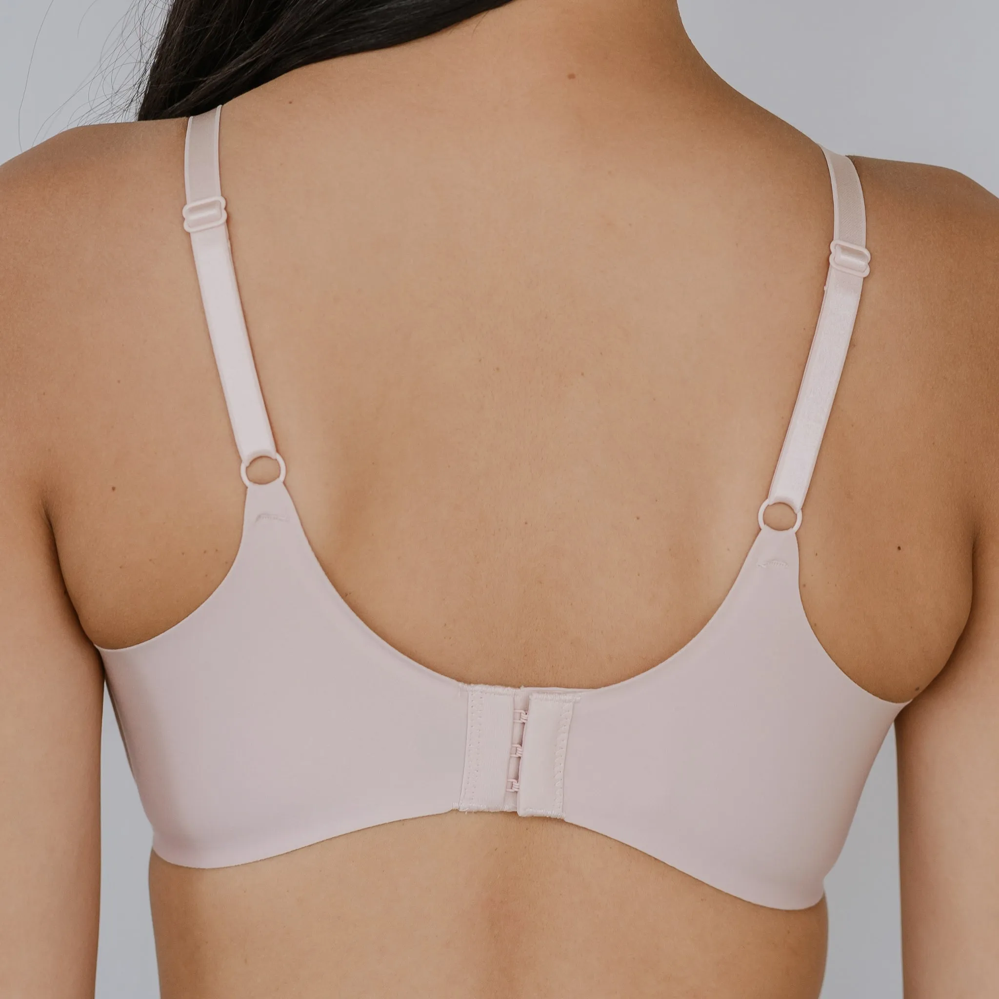 Oh-So-Smooth Essential Wireless Push Up Bra in Peony Pink
