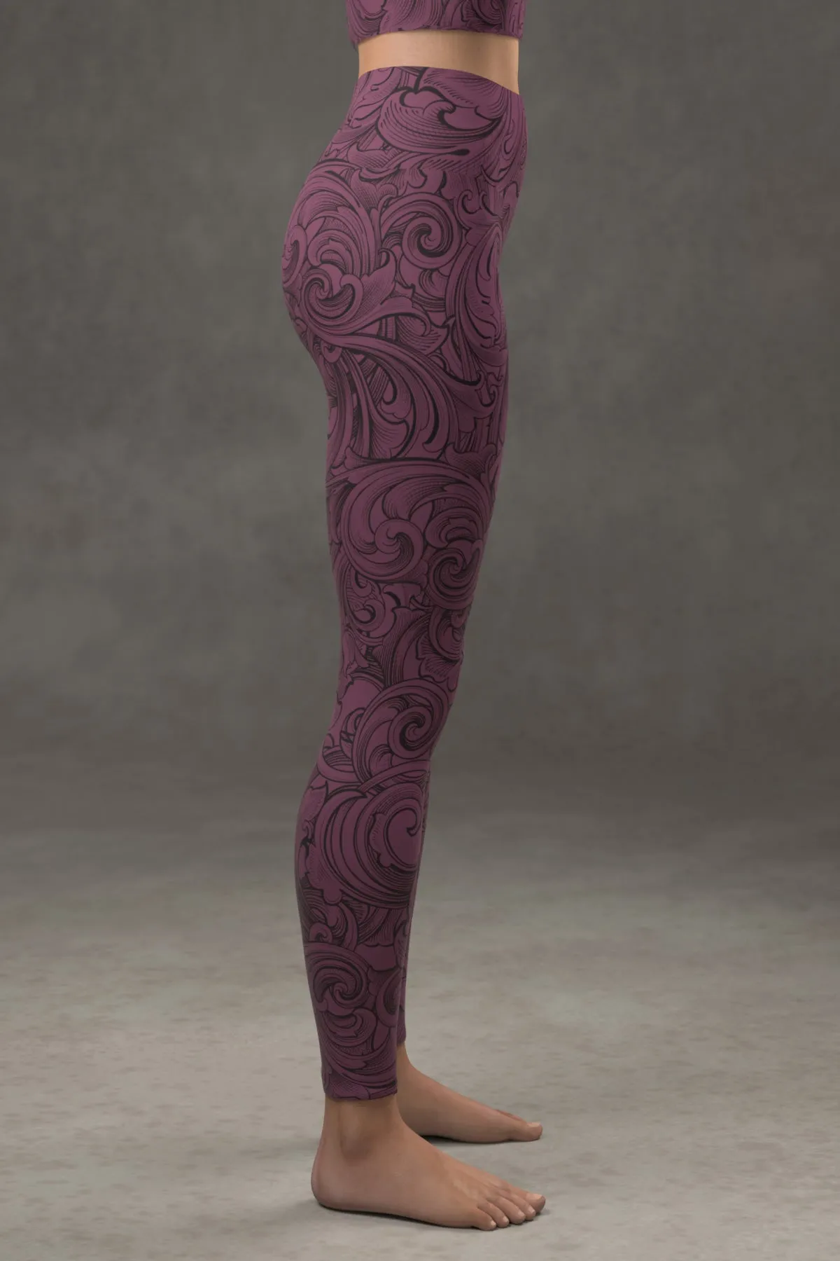 Scrollwork Yoga Leggings: Plum