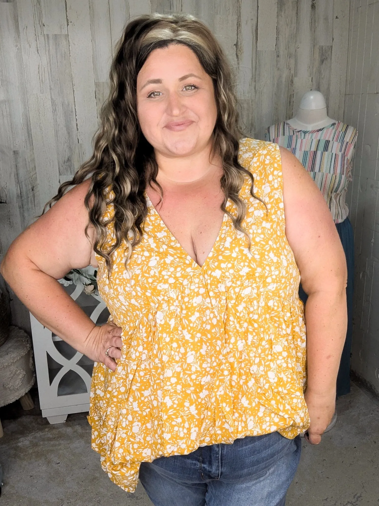 Tawnie Vneck Babydoll Tank in Gold   Ivory Floral