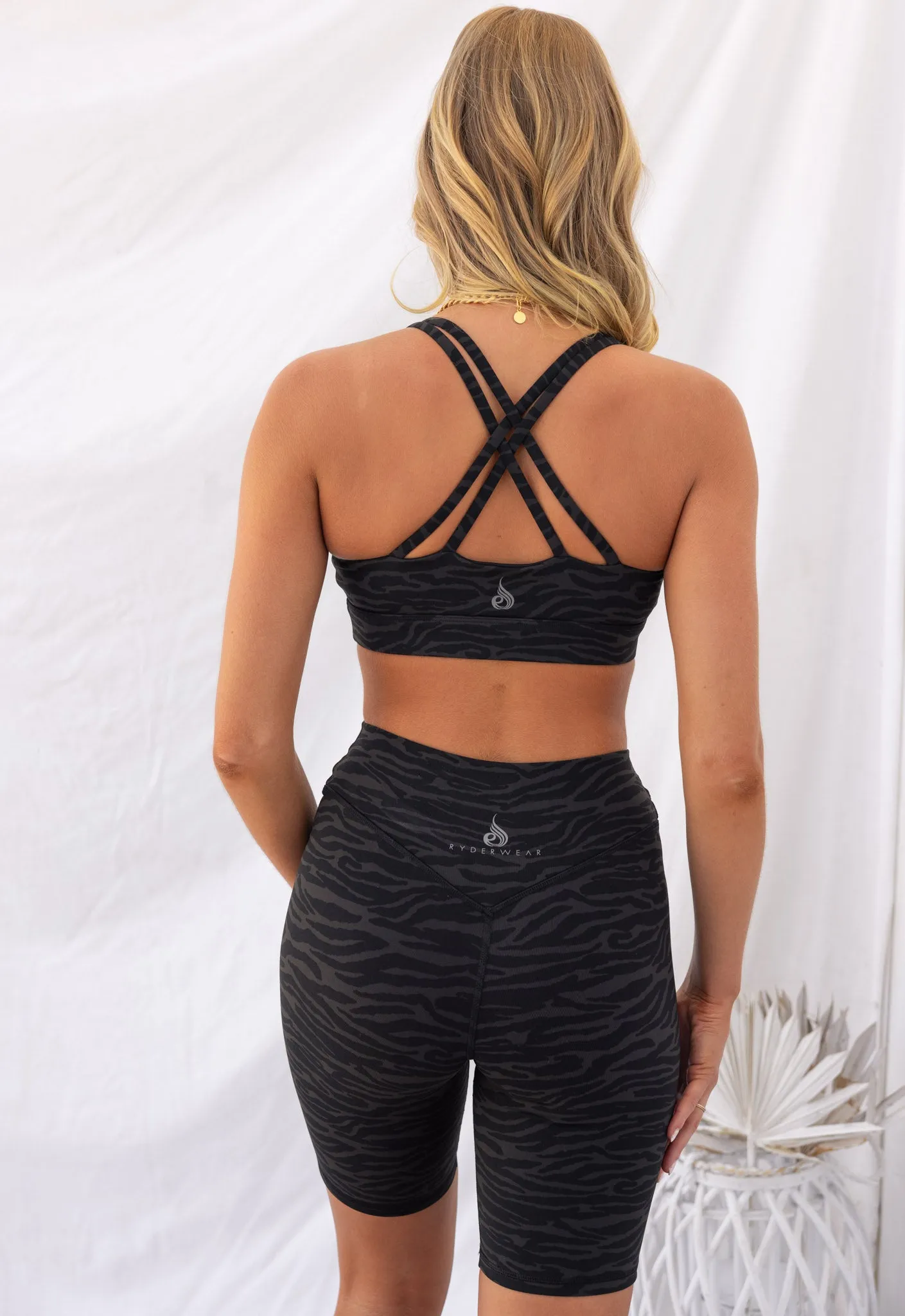 Twist Sports Bra - Black Zebra